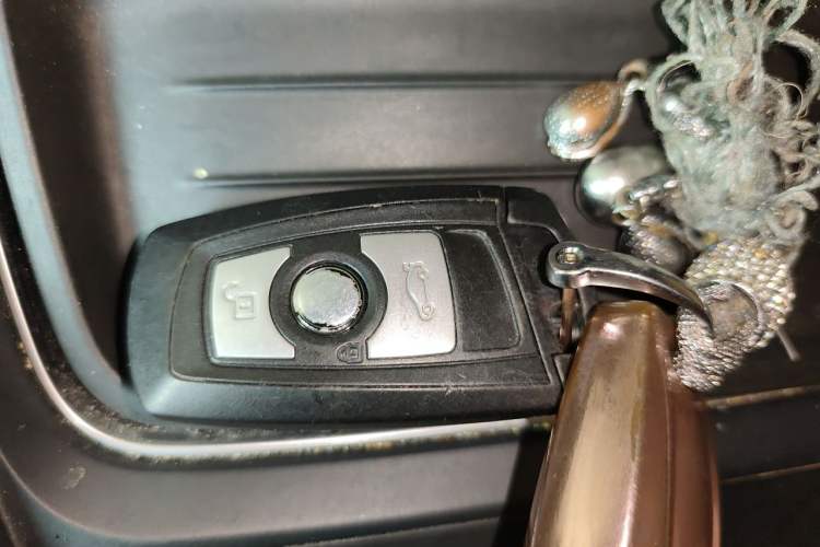 Used BMW 3 Series 2015 316Li Fashion Model Vehicle Key