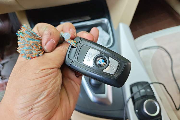 Used BMW 3 Series 2015 320Li Luxury Edition Fashion Model Vehicle Key