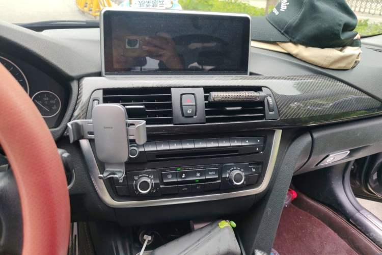 Used BMW 3 Series 2015 316Li Fashion Model Audio And AC Panel