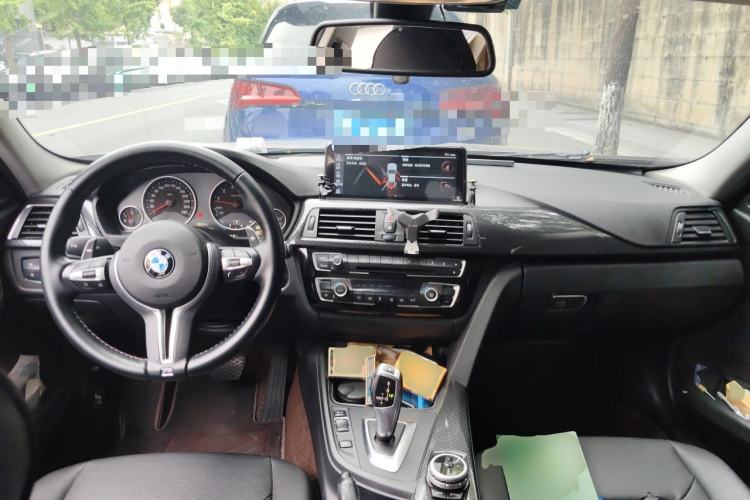 Used BMW 3 Series 2015 320Li Fashion Model Center Console