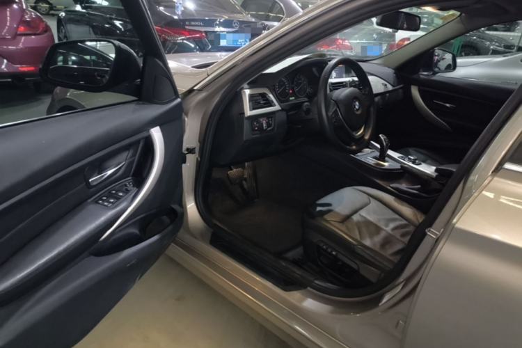 Used BMW 3 Series 2015 328Li Fashion Model Driver Seat
