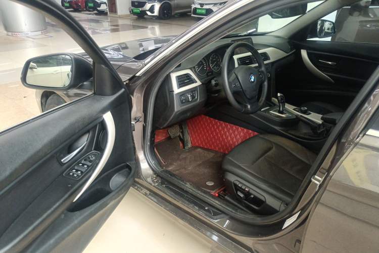 Used BMW 3 Series 2015 320Li Luxury Edition Fashion Model Driver Seat
