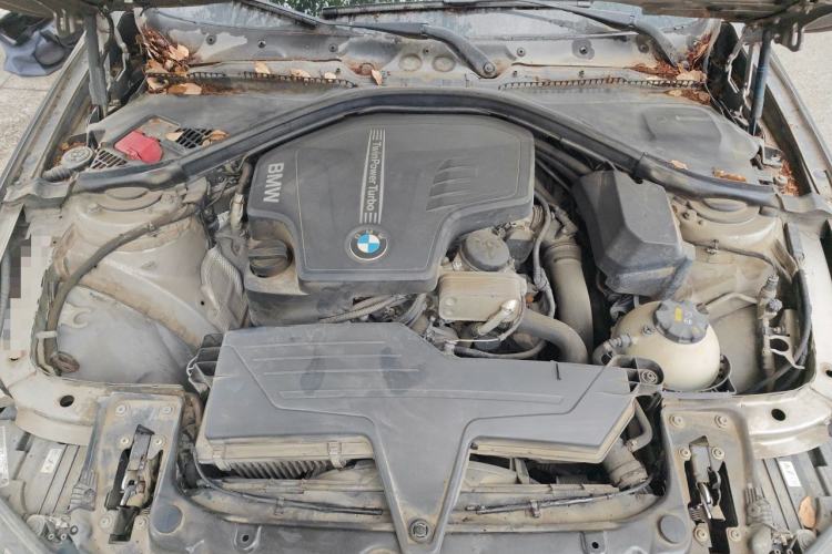 Used BMW 3 Series 2015 320i Luxury Line Stylish Edition Engine Bay