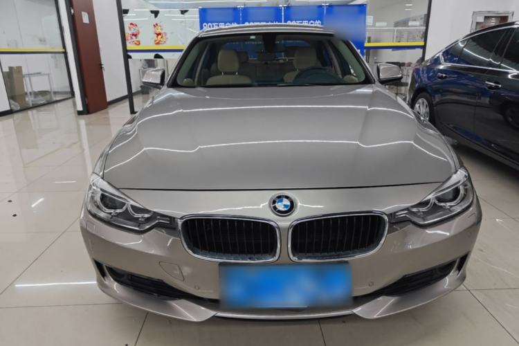 Used BMW 3 Series 2015 320i Luxury Line Stylish Edition Front