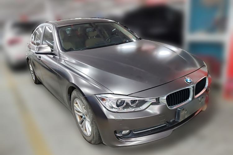 Used BMW 3 Series 2015 320Li Luxury Edition Fashion Model Front Right 45 Deg
