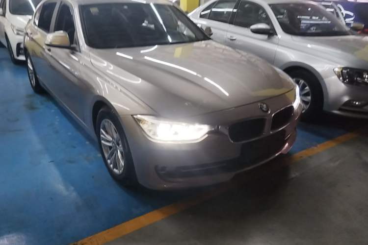 Used BMW 3 Series 2015 320Li Luxury Edition Fashion Model Front Right 45 Deg