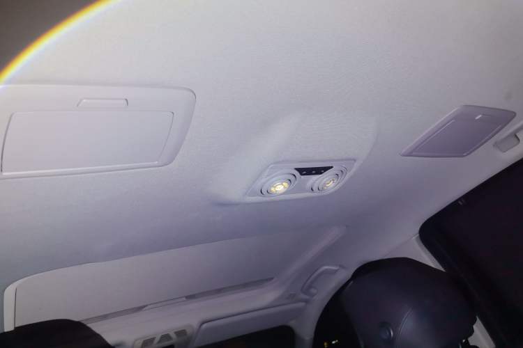 Used BMW 3 Series 2015 320Li Fashion Model Headliner