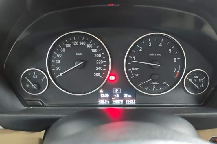 Used BMW 3 Series 2015 320Li Luxury Edition Fashion Model Instrument Cluster