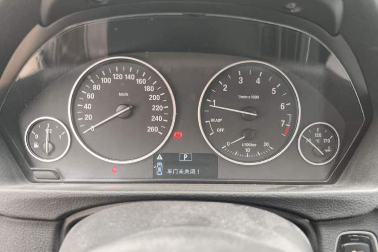 Used BMW 3 Series 2015 320i Luxury Line Stylish Edition Instrument Cluster