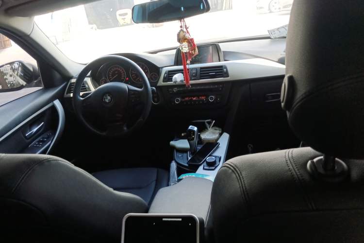 Used BMW 3 Series 2015 320Li Fashion Model Interior 2