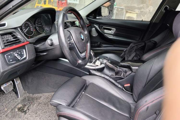 Used BMW 3 Series 2015 328i Sport Design Package Interior 3