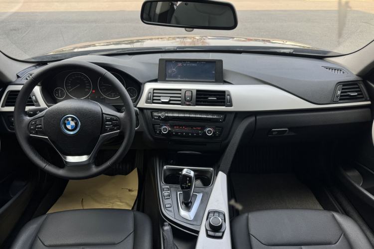 Used BMW 3 Series 2015 320Li Luxury Edition Fashion Model Interior 3