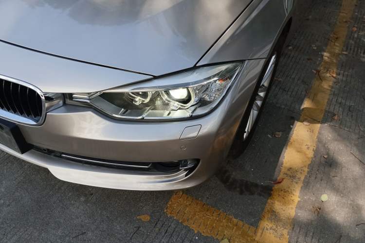 Used BMW 3 Series 2015 320Li Fashion Model Left Front Headlight