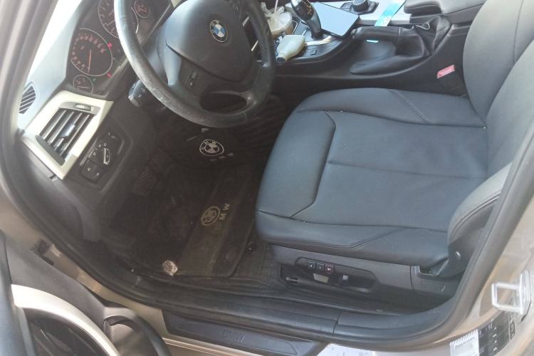 Used BMW 3 Series 2015 320Li Fashion Model Left Front Seat