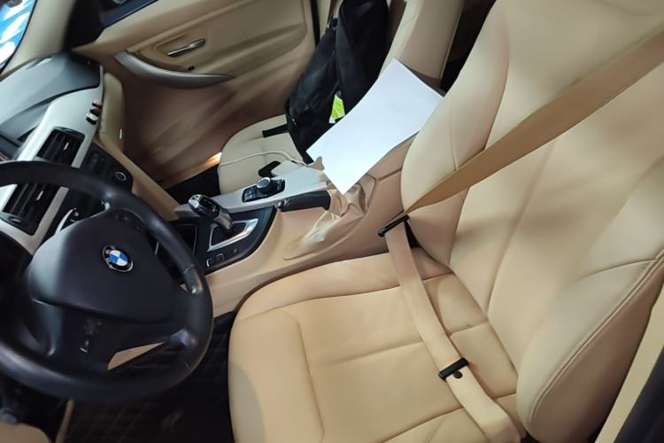 Used BMW 3 Series 2015 320Li Luxury Edition Fashion Model Left Front Seat