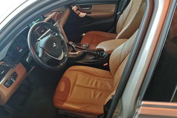 Used BMW 3 Series 2015 320Li Luxury Design Package Premium Edition Left Front Seat