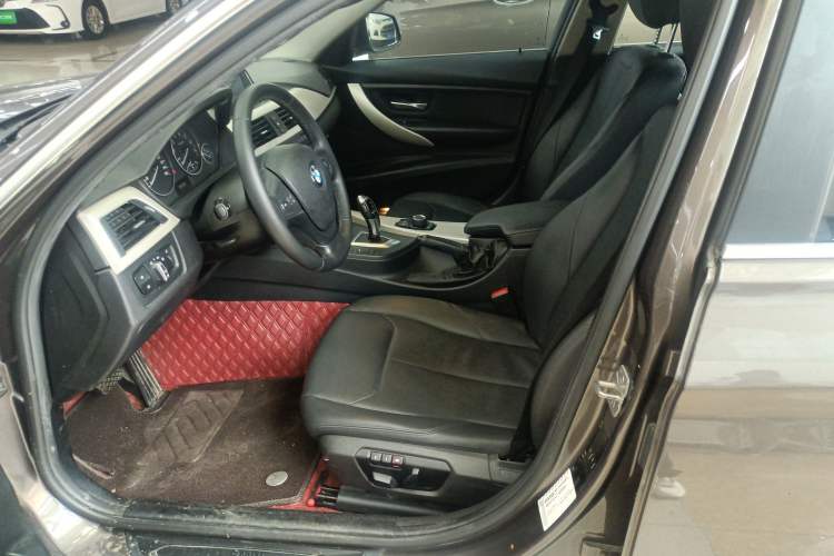Used BMW 3 Series 2015 320Li Luxury Edition Fashion Model Left Front Seat