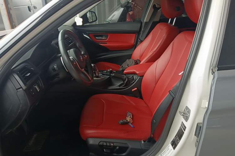 Used BMW 3 Series 2015 320Li Fashion Model Left Front Seat