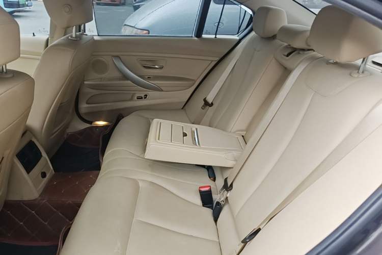 Used BMW 3 Series 2015 320Li Luxury Edition Fashion Model Left Rear Seat