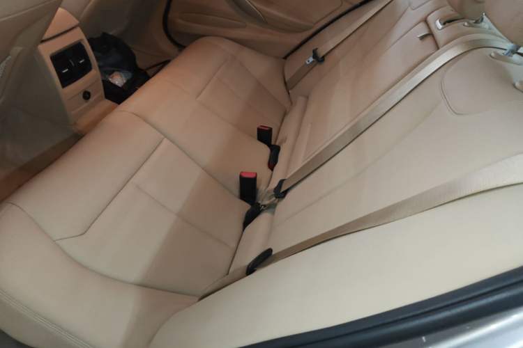 Used BMW 3 Series 2015 320i Luxury Line Stylish Edition Left Rear Seat