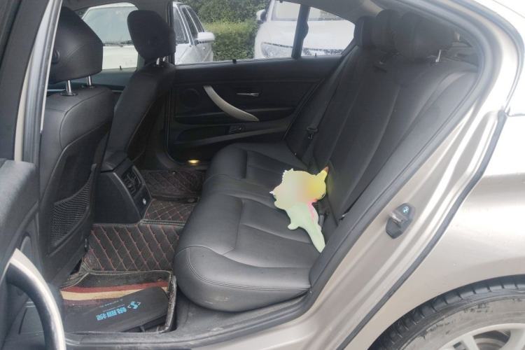 Used BMW 3 Series 2015 320Li Luxury Edition Fashion Model Left Rear Seat