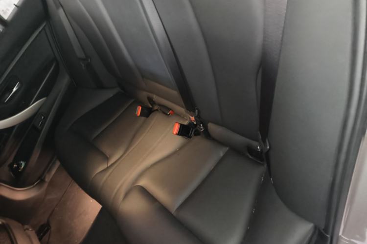 Used BMW 3 Series 2015 320Li Luxury Edition Fashion Model Left Rear Seat