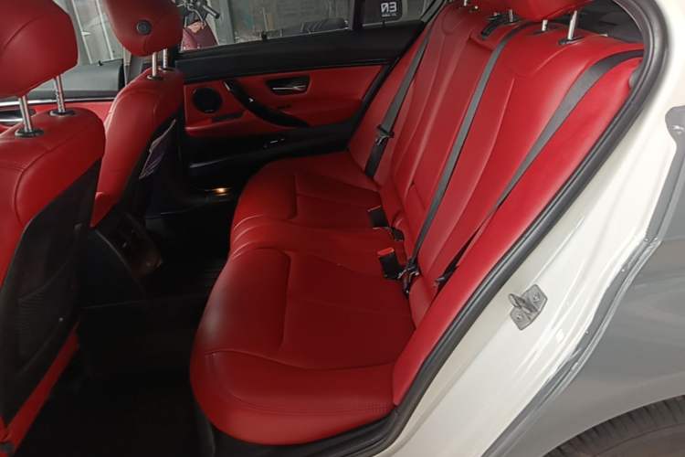 Used BMW 3 Series 2015 320Li Fashion Model Left Rear Seat