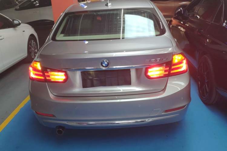 Used BMW 3 Series 2015 320Li Luxury Edition Fashion Model Rear