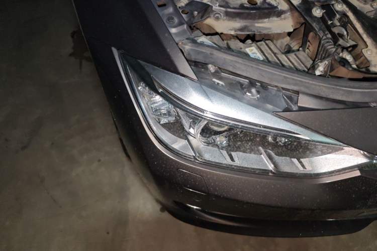 Used BMW 3 Series 2015 320Li Luxury Design Package Right Front Headlight