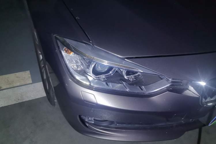 Used BMW 3 Series 2015 320Li Fashion Model Right Front Headlight