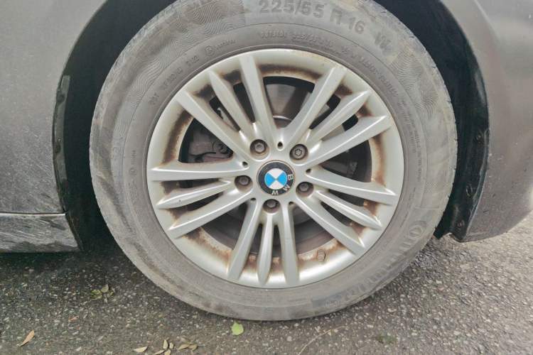 Used BMW 3 Series 2015 320i Luxury Line Stylish Edition Right Front Wheel Hub