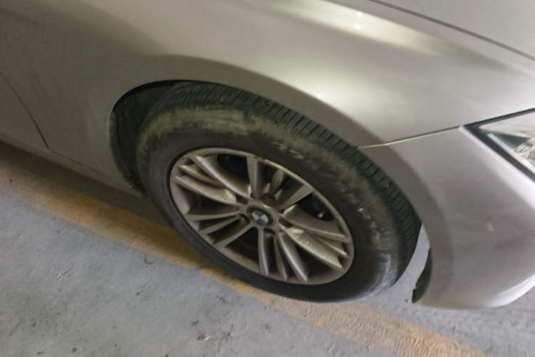 Used BMW 3 Series 2015 320Li Luxury Edition Fashion Model Right Front Wheel Hub