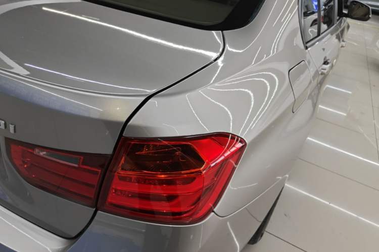 Used BMW 3 Series 2015 320i Luxury Line Stylish Edition Right Rear Taillight