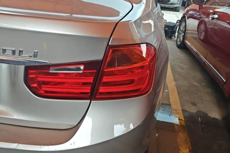 Used BMW 3 Series 2015 320Li Luxury Design Package Premium Edition Right Rear Taillight