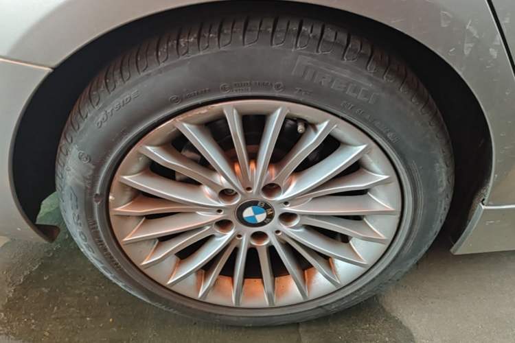Used BMW 3 Series 2015 320Li Luxury Design Package Premium Edition Right Rear Wheel Hub