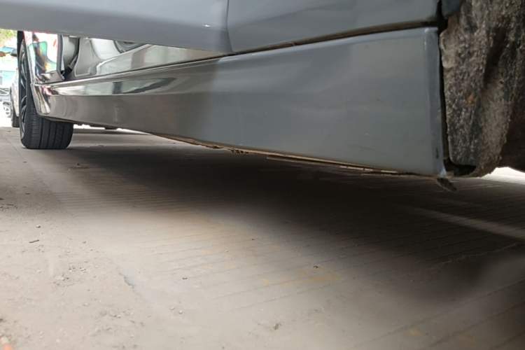 Used BMW 3 Series 2015 320Li Fashion Model Right Side Sill