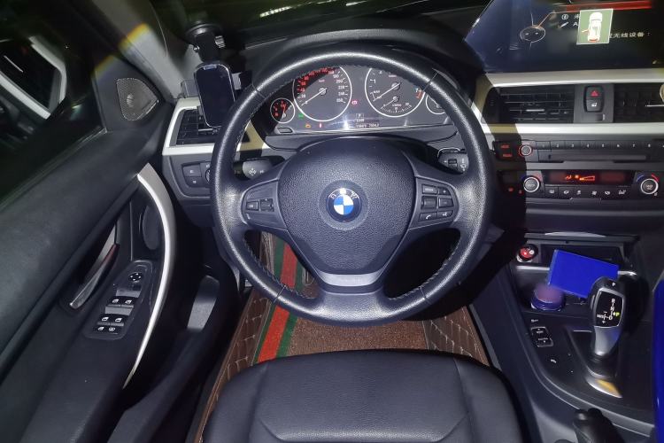 Used BMW 3 Series 2015 320Li Fashion Model Steering Wheel