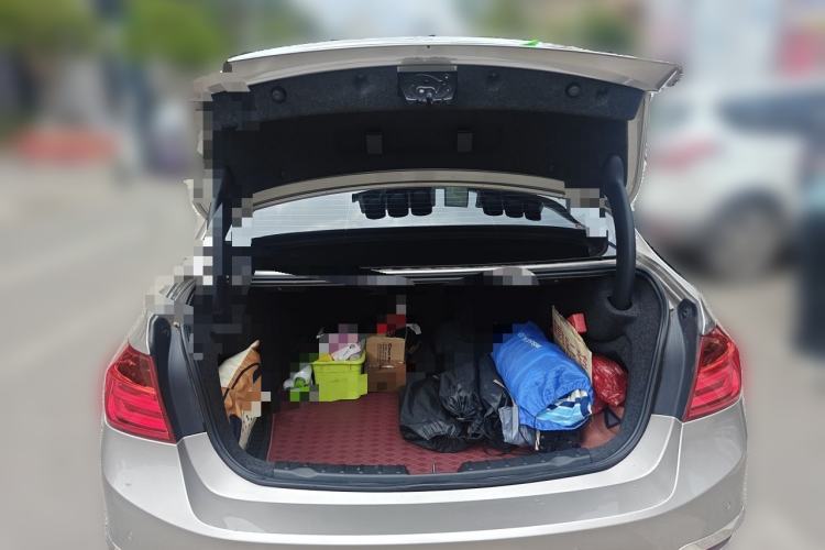 Used BMW 3 Series 2015 320Li Luxury Edition Fashion Model Trunk