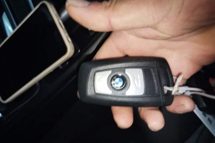 Used BMW 3 Series 2015 320Li Luxury Edition Fashion Model Vehicle Key