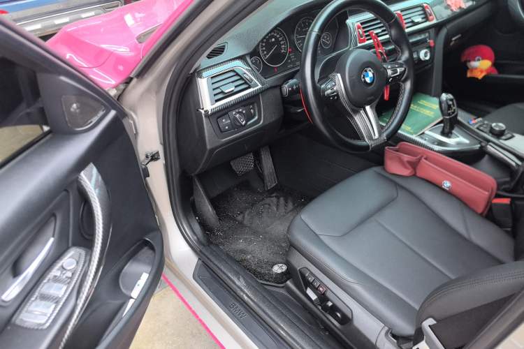 Used BMW 3 Series 2015 320i Fashion Model Driver Seat