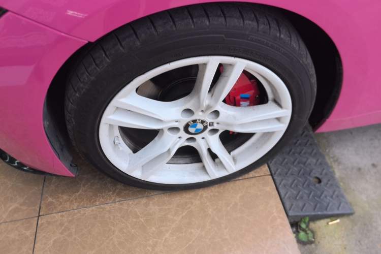 Used BMW 3 Series 2015 320i Fashion Model Exterior 4