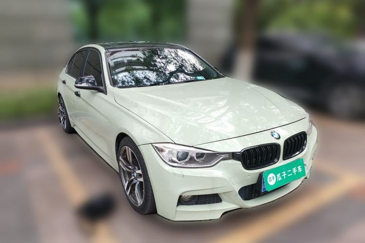 Used BMW 3 Series 2015 320i Luxury Edition Sports Design Package Front Right 45 Deg