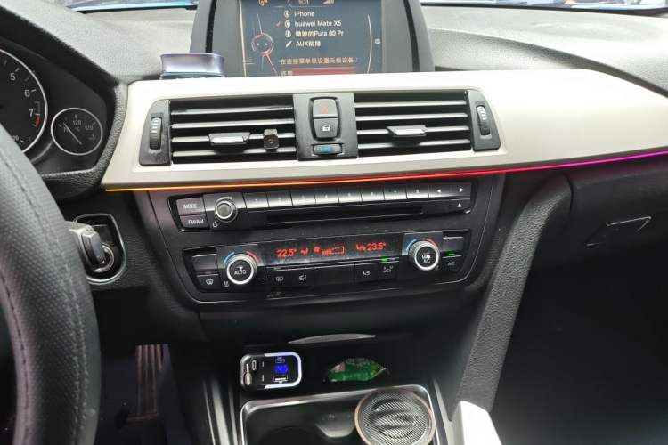 Used BMW 3 Series 2015 320Li Luxury Edition Fashion Model Audio And AC Panel
