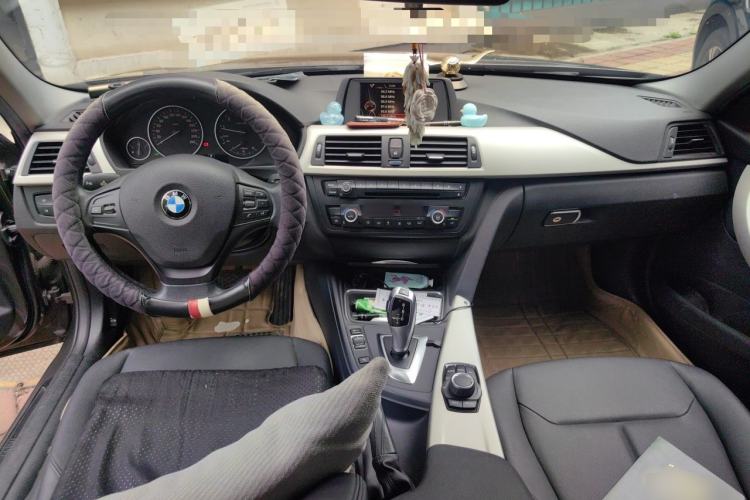Used BMW 3 Series 2015 320Li Fashion Model Center Console