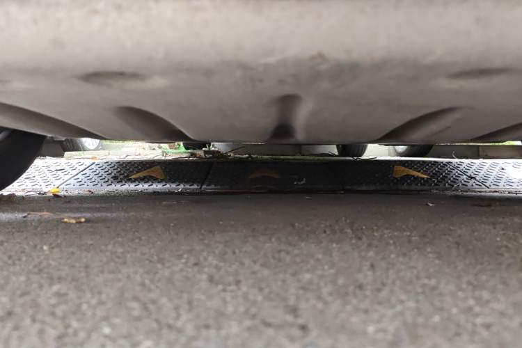Used BMW 3 Series 2015 320Li Luxury Edition Fashion Model Chassis Front