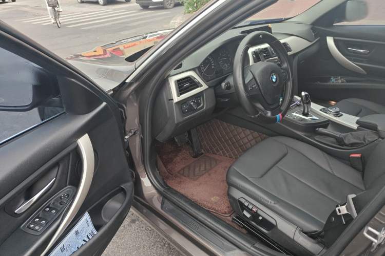 Used BMW 3 Series 2015 320Li Fashion Model Driver Seat