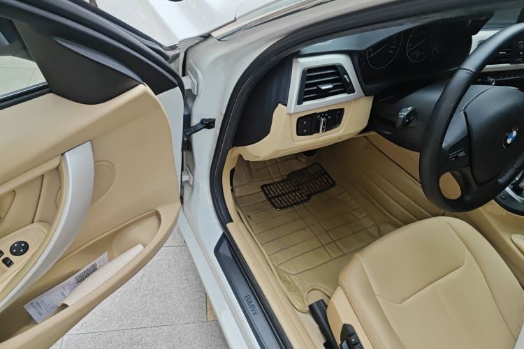 Used BMW 3 Series 2015 320Li Luxury Edition Fashion Model Driver Seat