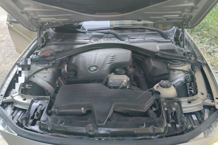 Used BMW 3 Series 2015 320Li Fashion Model Engine Bay
