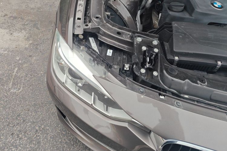 Used BMW 3 Series 2015 320Li Fashion Model Engine Bay Right