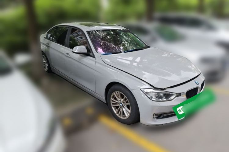 Used BMW 3 Series 2015 320Li Luxury Edition Fashion Model Front Right 45 Deg